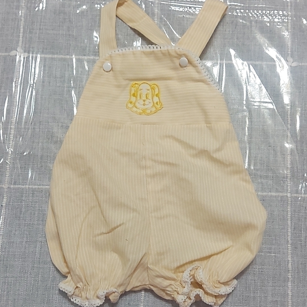 Vintage yellow short overalls